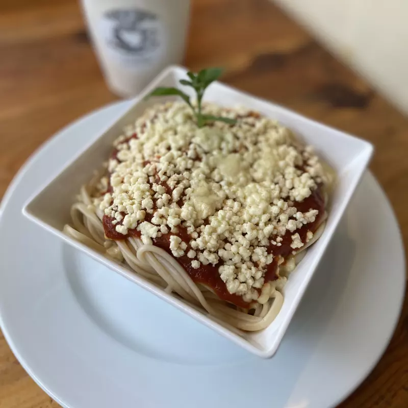 Espaguetis Napolitanos