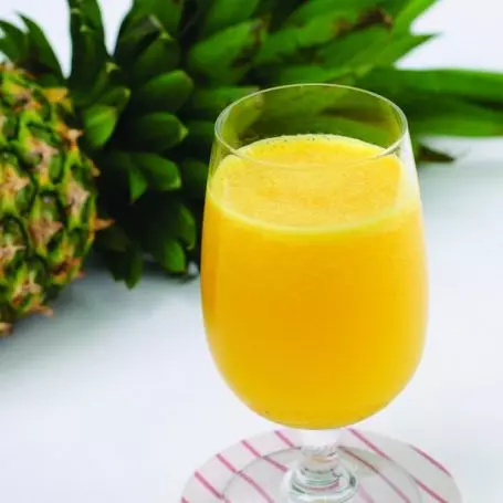 Suco de abacaxi