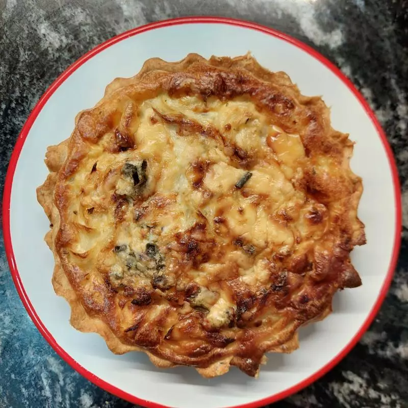 Tarta de cebolla & quesos