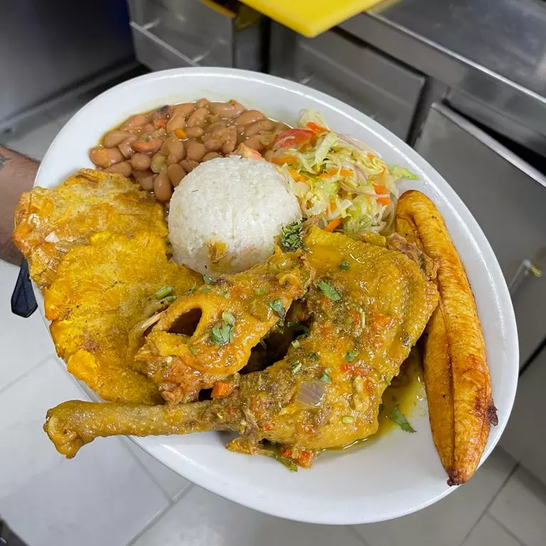 Gallina Guisada