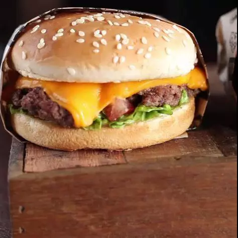 Cheese Egg Burger 🍔