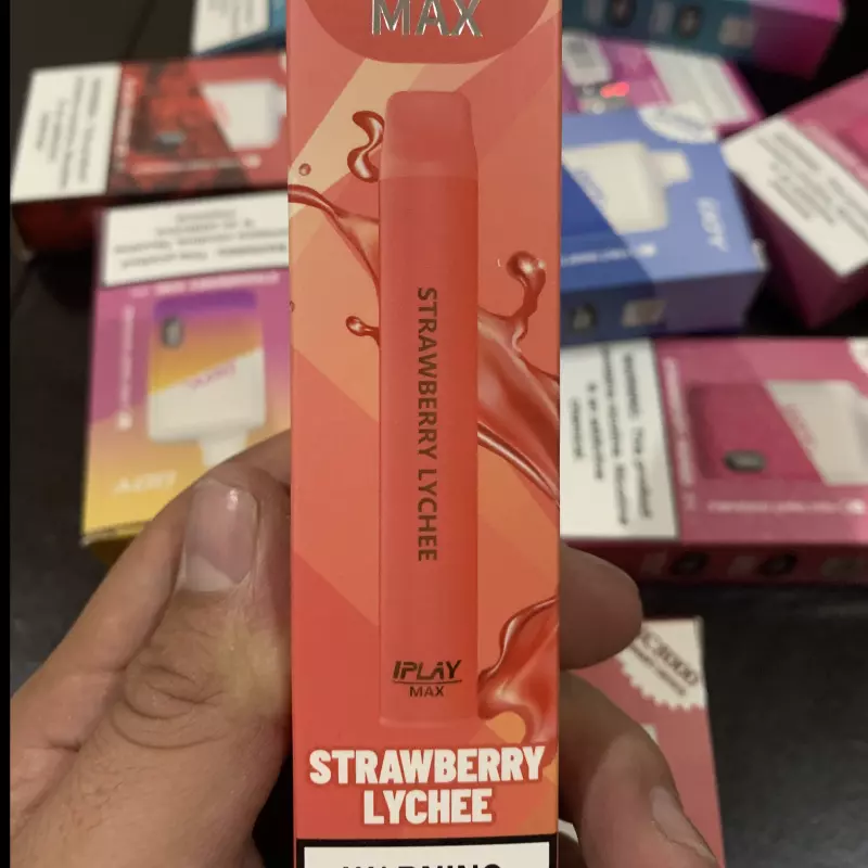 Max -Strawberry Lyche 🍓