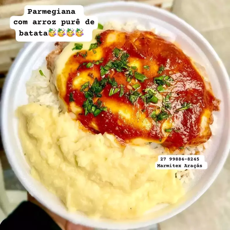 PARMEGIANA ARROZ COM PURÊ e FRITAS