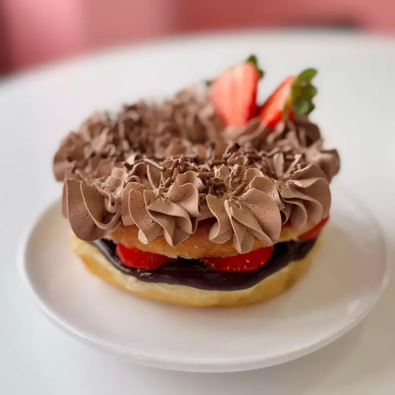 Brigadeiro com morango 🍓