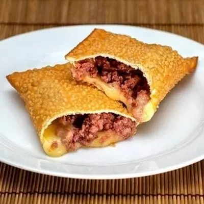 Pastel de Calabresa (M)