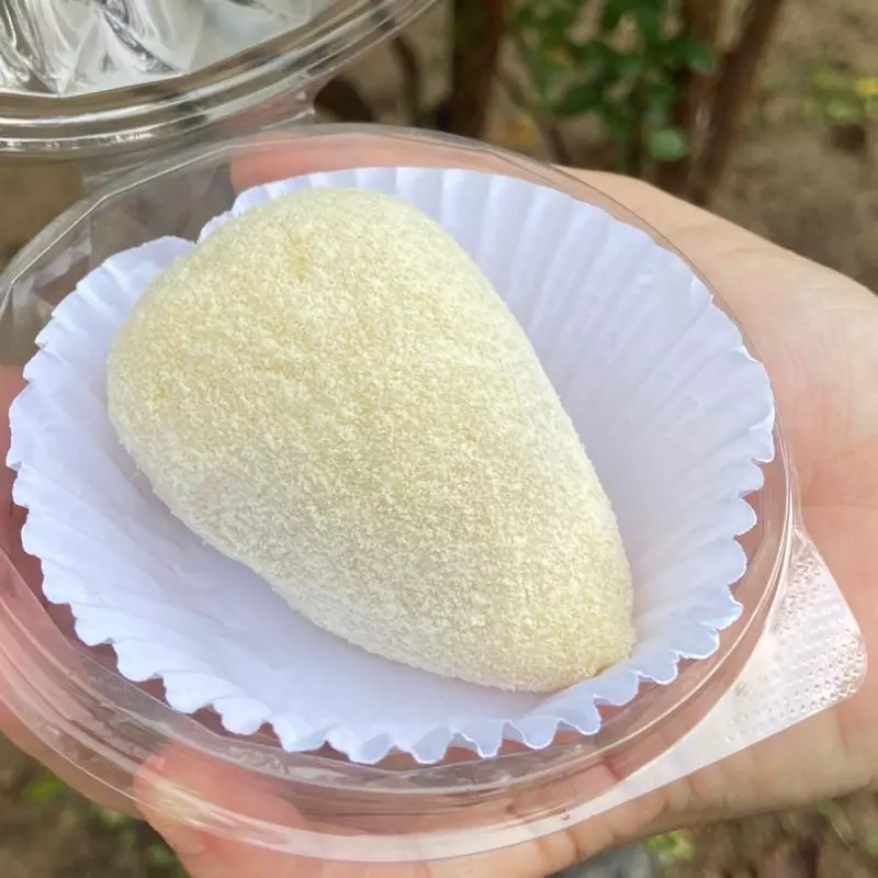 Coxinha de morango de Ninho