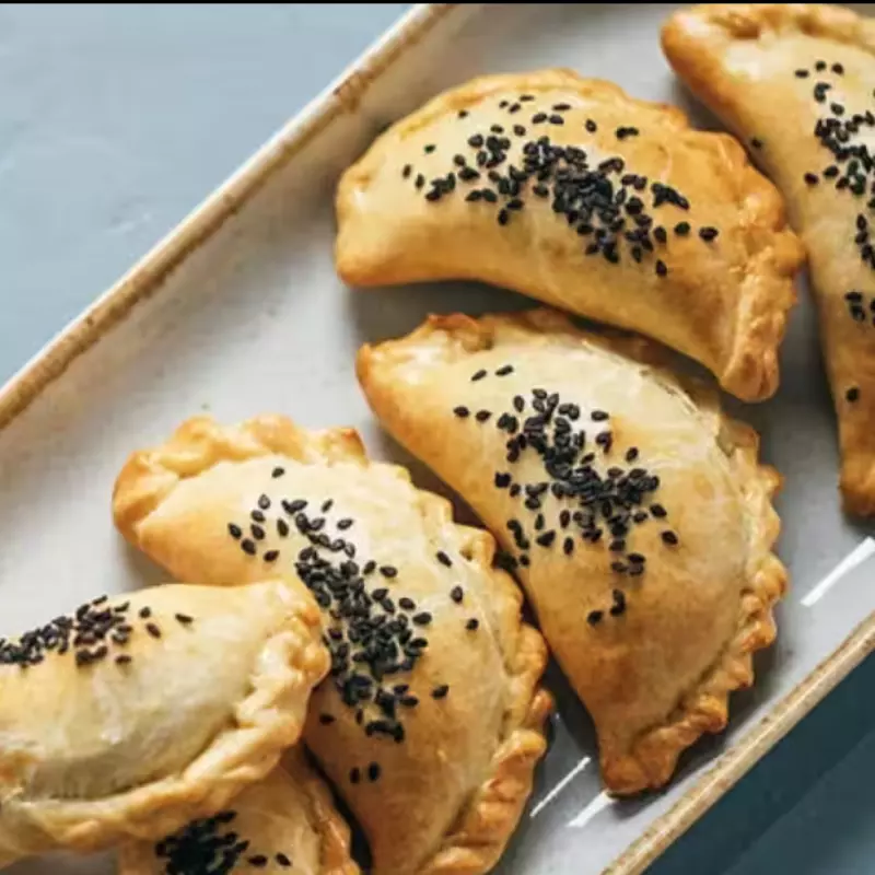 Empanadas de frijol y palmito