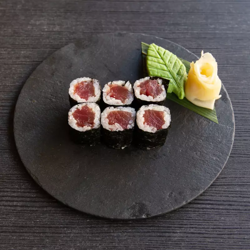 MAKI TUNA