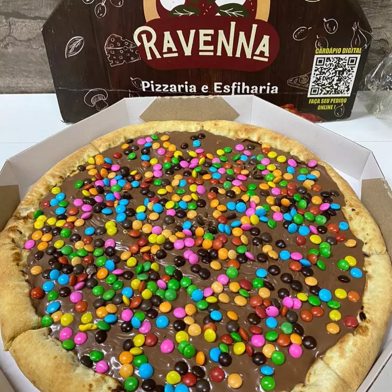 PIZZA DE M&MS