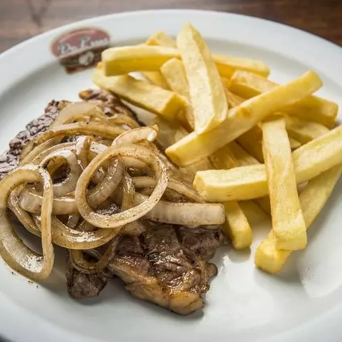 Fígado Acebolado com Fritas