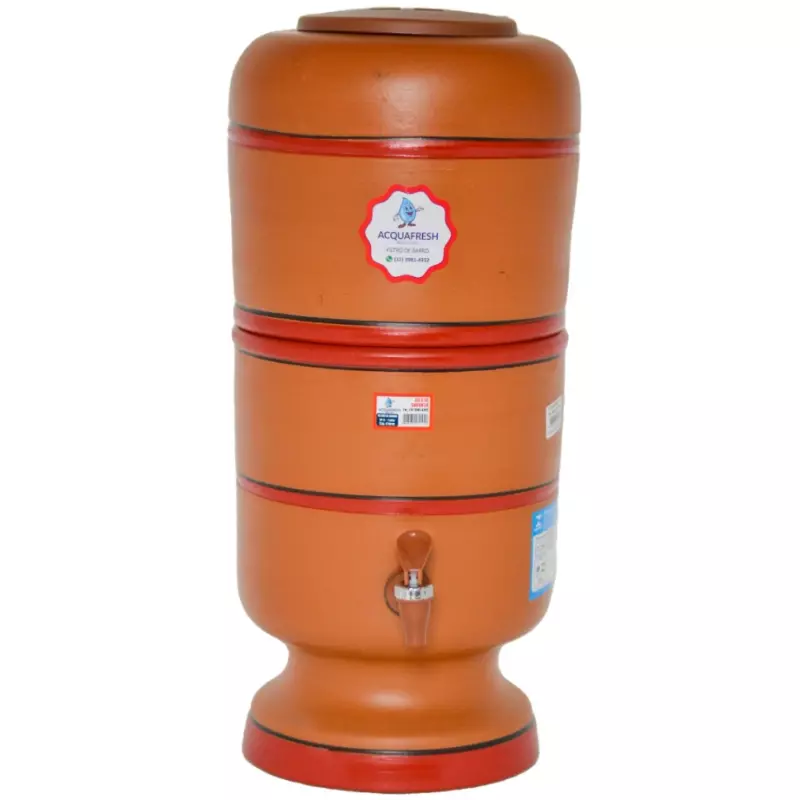 Cuba de Barro com vela