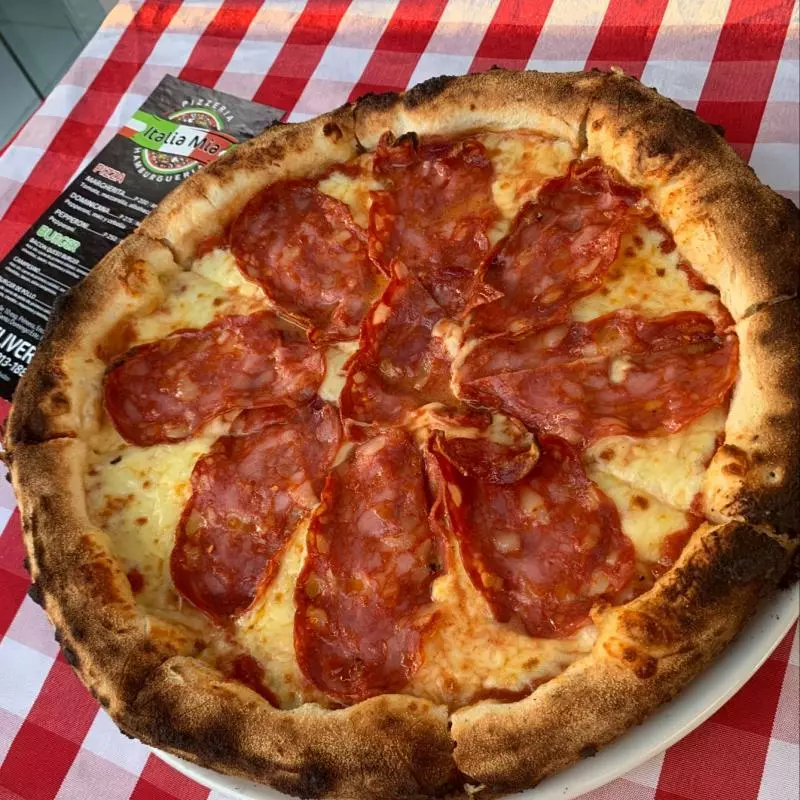 Pizza Bomba Calabrese