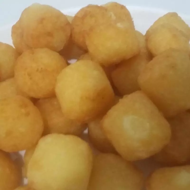 Bolinho de Mandioca + molho