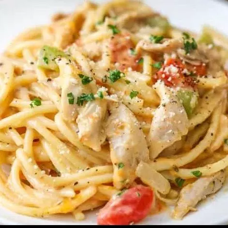 Pasta con Pollo