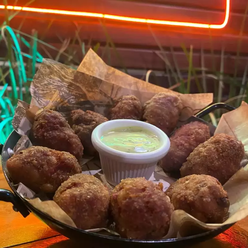 Bolinho Rustico de Carne