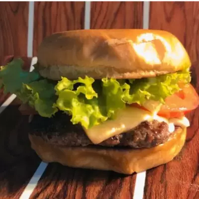 Little Salad Burguer