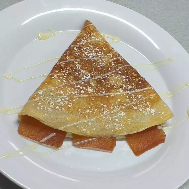 Crepa de Ate/Queso crema