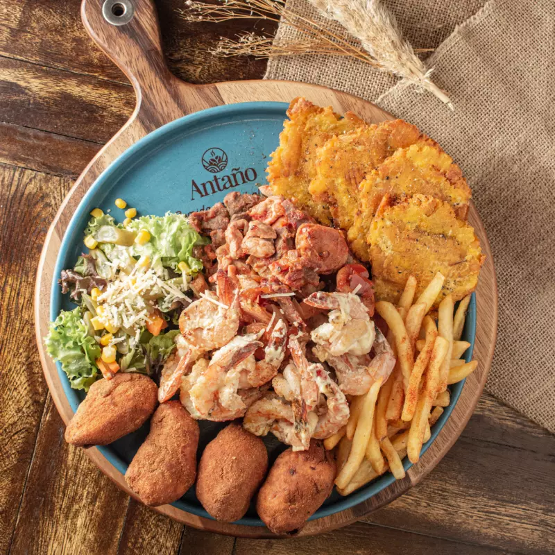 Picada antaño con camarones