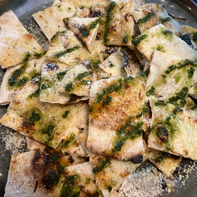 108 -Corniccione Bianco