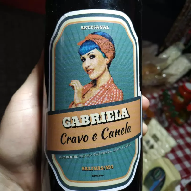 Gabriela Cravo e Canela Artesanal