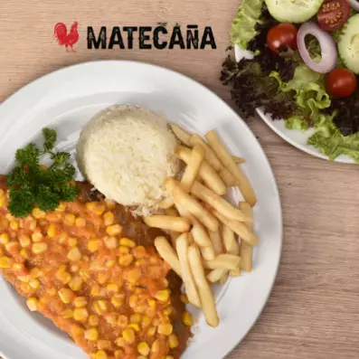 Sobrebarriga en salsa criolla