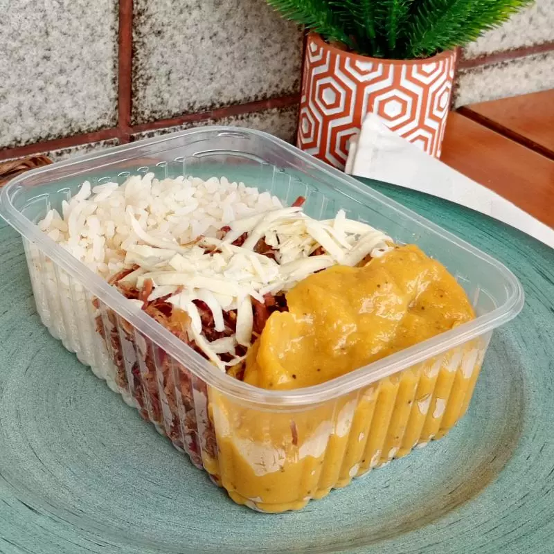 Carne seca com purê de banana