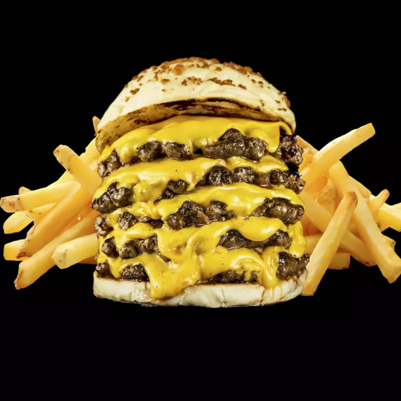 Cheesearda Quintuple + Papas Fritas