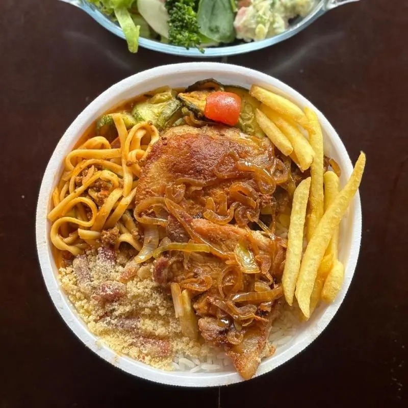 G.do dia: Bisteca suína acebolada