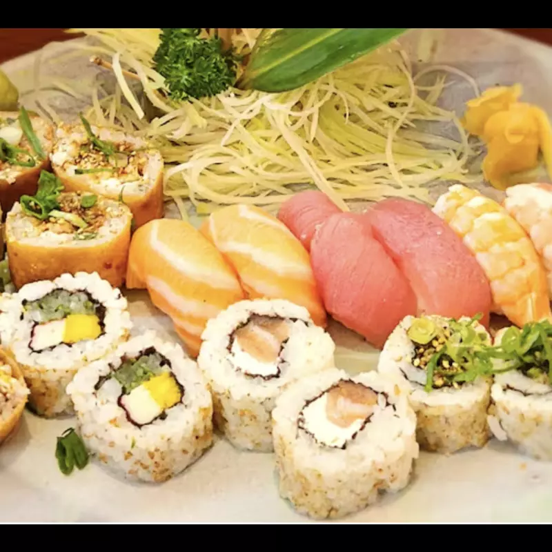 Combinado Kuririn 16 peças