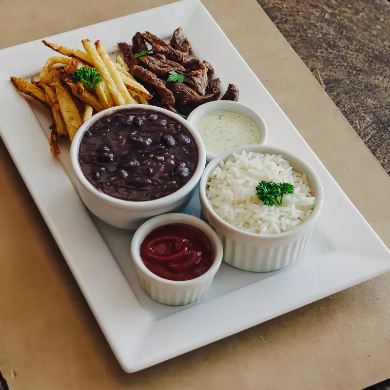 Tiras de filet mignom