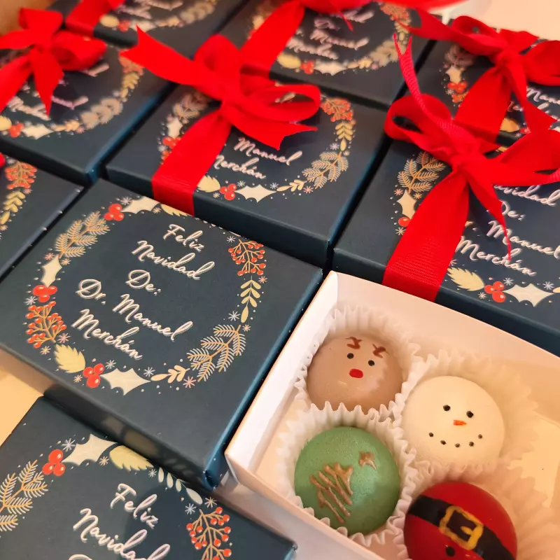 CAJAS PERSONALIZADAS DE BOMBONES