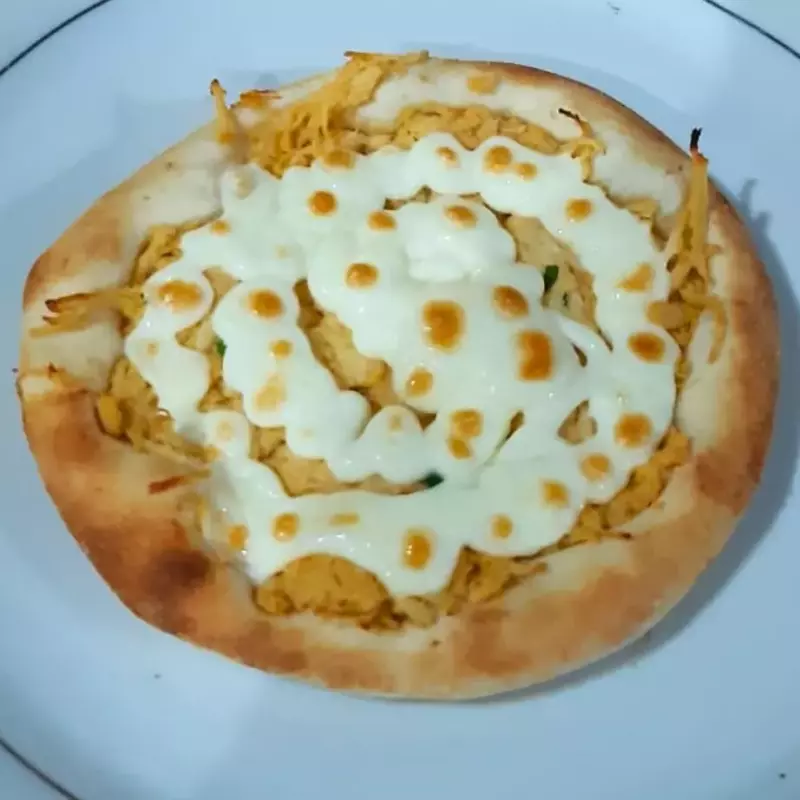 Esfiha de Frango C/ Catupiry