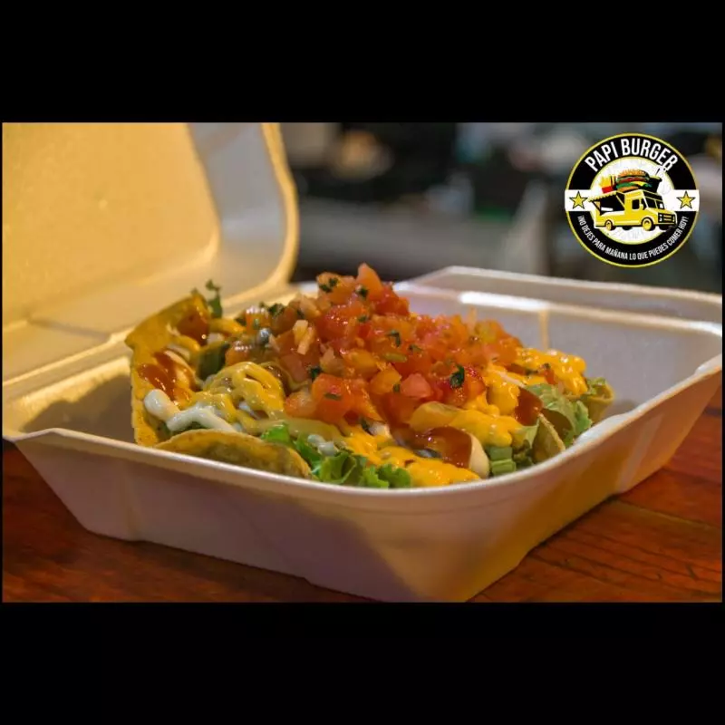 Chalupa Mixta (res y pollo)