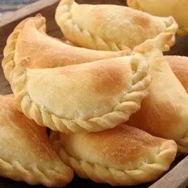Docena de Empanadas Regionales