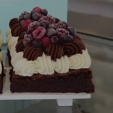 Marquise de frutos rojos