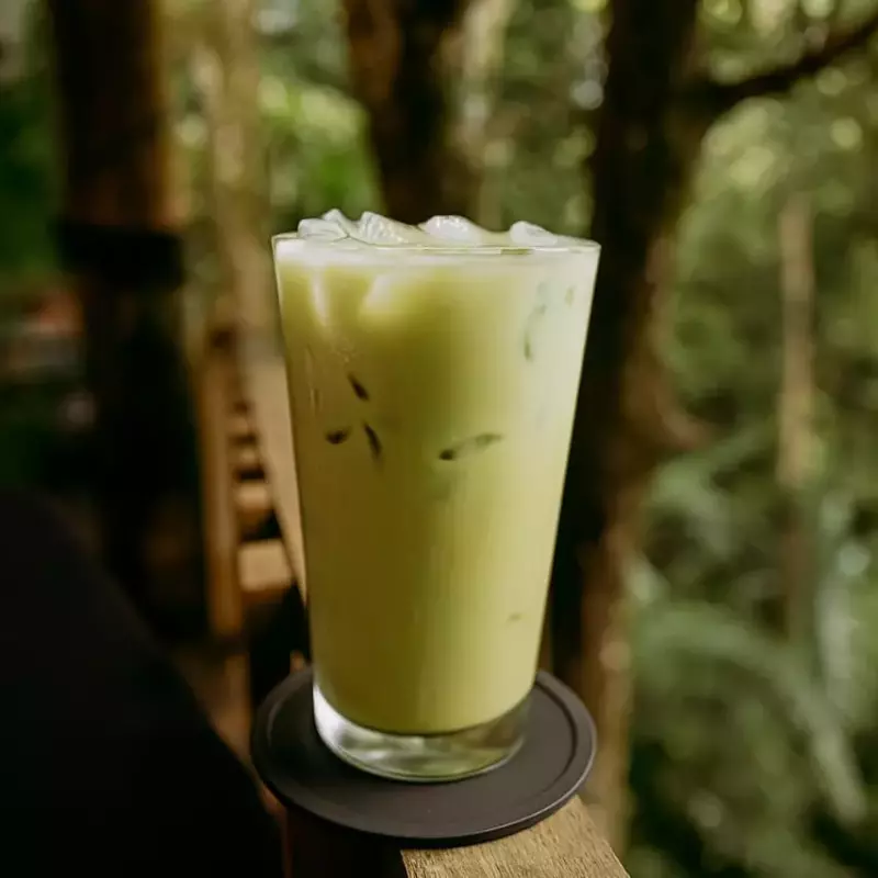 ICED LATTE MATCHA