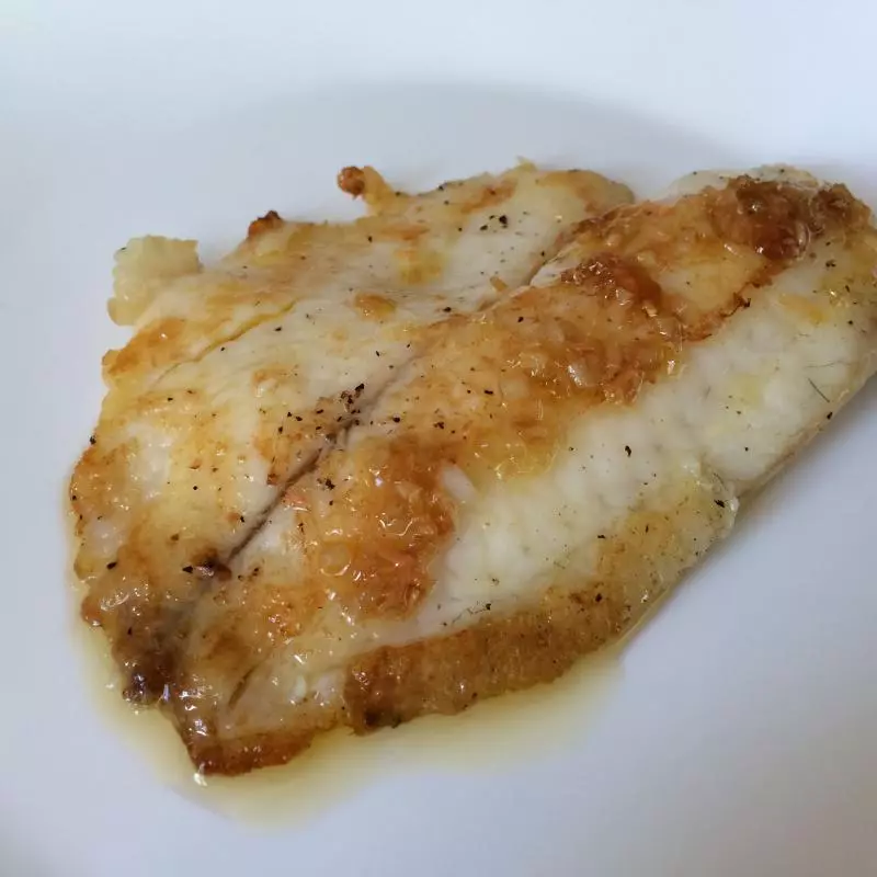 SALMÓN A LA PLANCHA
