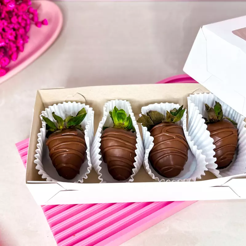 Quarteto morangos C/chocolate.