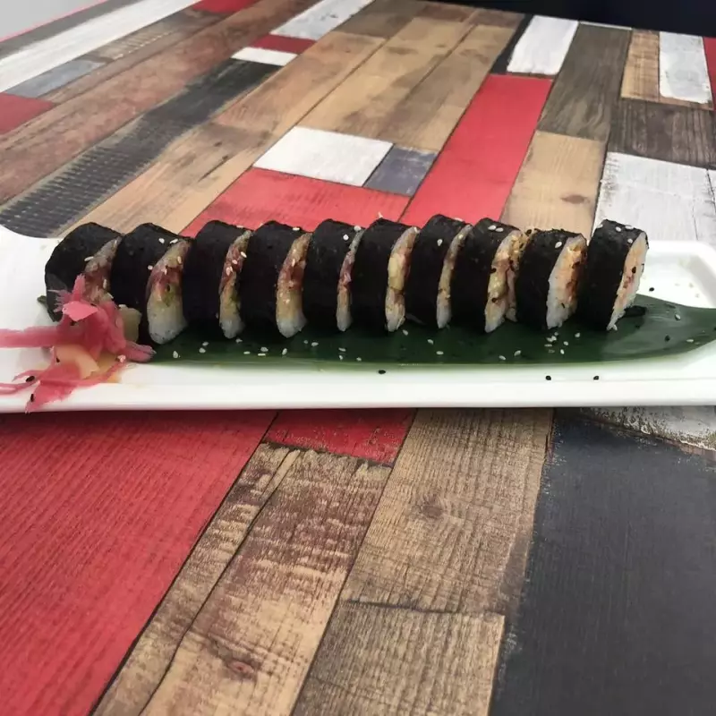 TUNA ROLL