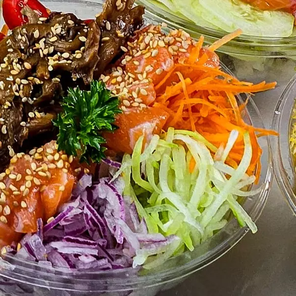 Poke Salmão + Shimeji