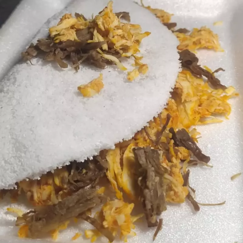 TAPIOCA FRANGO COM CARNE DE SOL