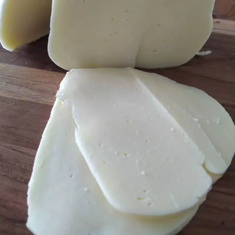 QUEIJO 'BOLINHA' (±650g)
