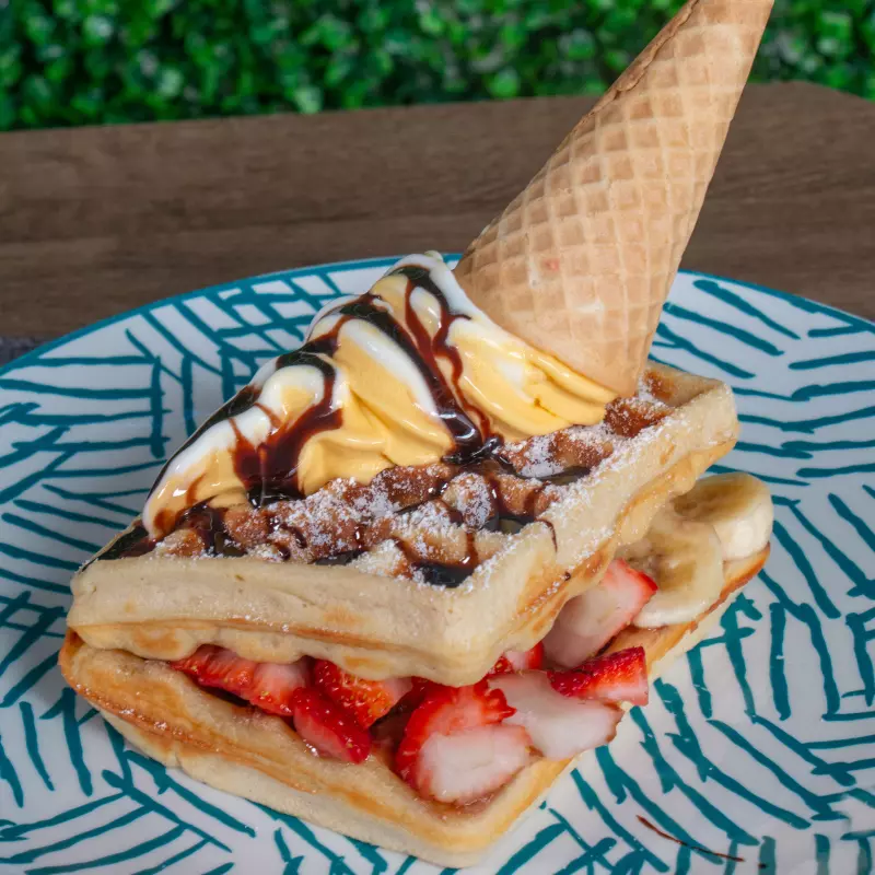 Waffle con helado