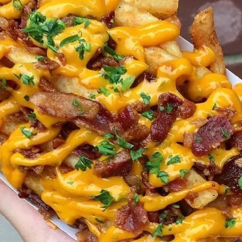 1/2 Papas Cheddars 🍟