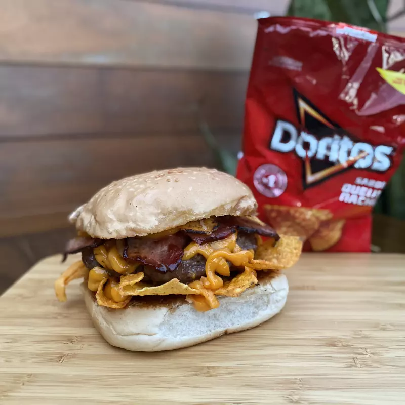 Burger Doritos