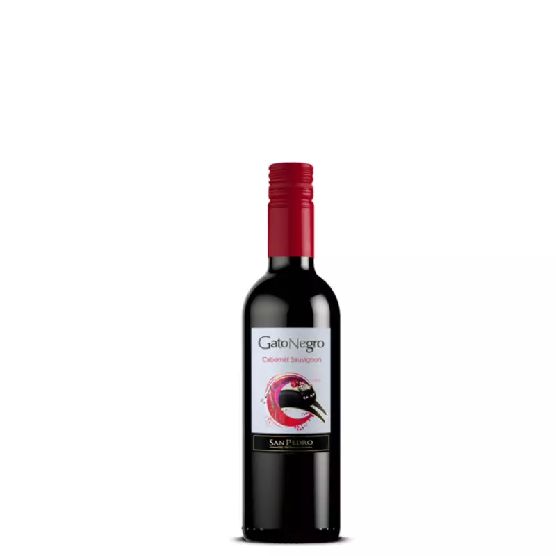 1/2 vino gato negro