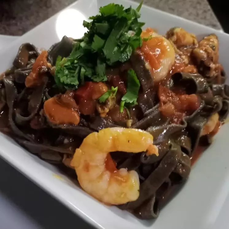 RAVIOLES Y PASTAS RELLENAS