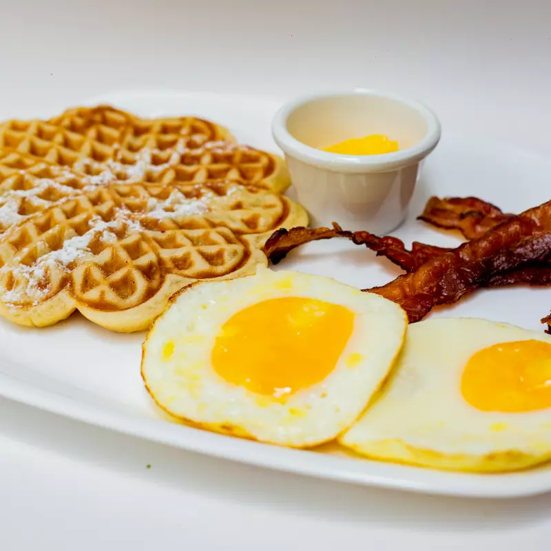 COMBO COFFEE LOVERS WAFFLES