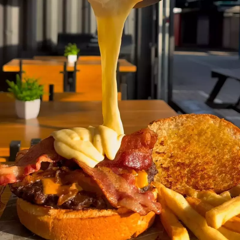 Chester Cheese Burger #