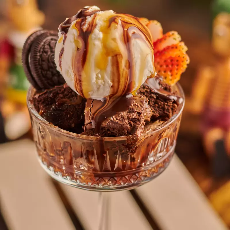 Brownie con helado
